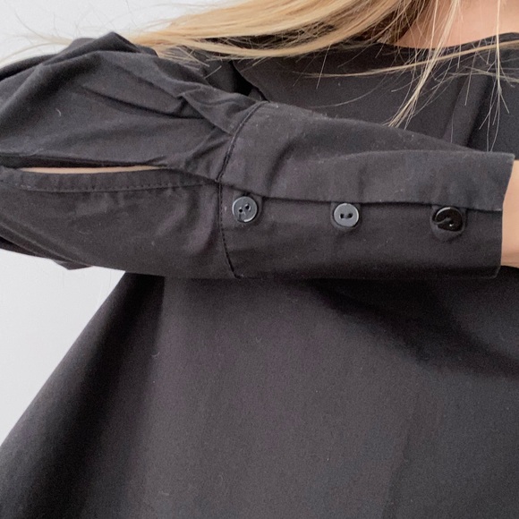 Zara top 🖤 - Picture 3 of 4